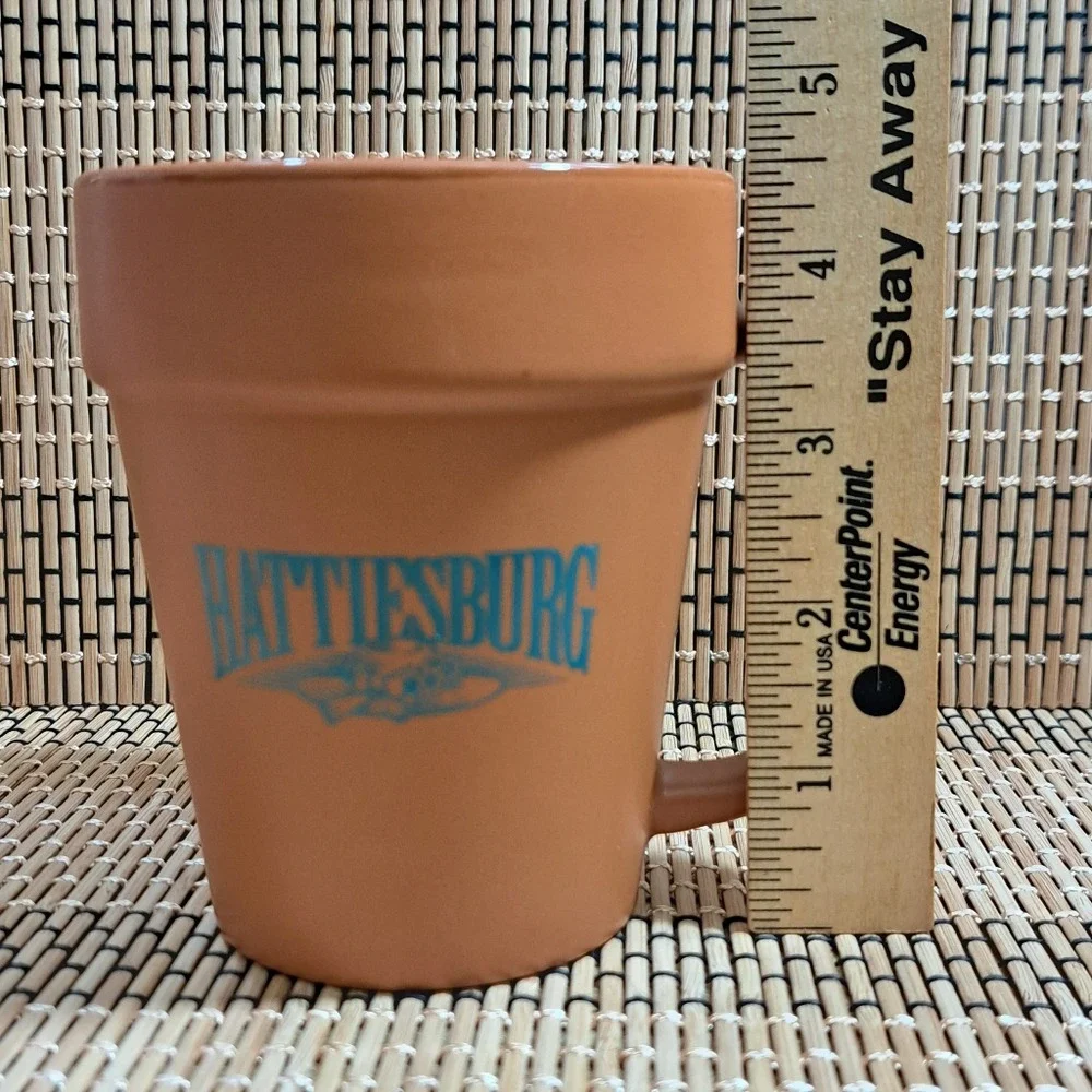 M‎ Ware Gardener TerraCotta Flower Pot Coffee Cup/Mug Brown Hattiesburg